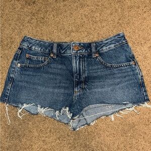 NEW Garage Denim Frayed Hem Women Shorts - Size 3/26